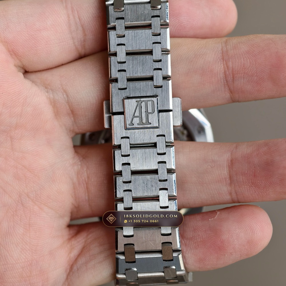 Audemars Piguet Royal Oak Jumbo Extra-Thin 39mm Custom Tapestry Dial 5-Axis CNC Case Reference 15202ST.OO.1240ST.01 — Salon Edition — Studio Gallery Plate VIII in 904L Stainless Steel Custom Architecture (103.5g Verified Mass, Audemars Piguet Cal. 2121 Ultra-Thin)
