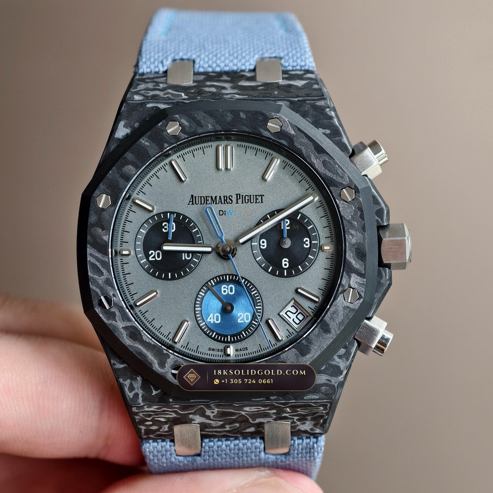 Audemars Piguet Royal Oak Selfwinding Chronograph 41mm DiW Carbon Racer Edition Reference 26240 — Salon Edition