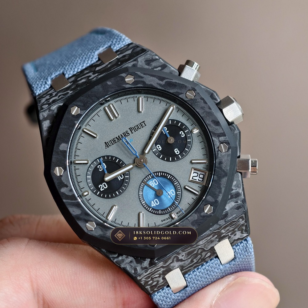 Audemars Piguet Royal Oak Selfwinding Chronograph 41mm DiW Carbon Racer Edition Reference 26240 — Salon Edition angle 2