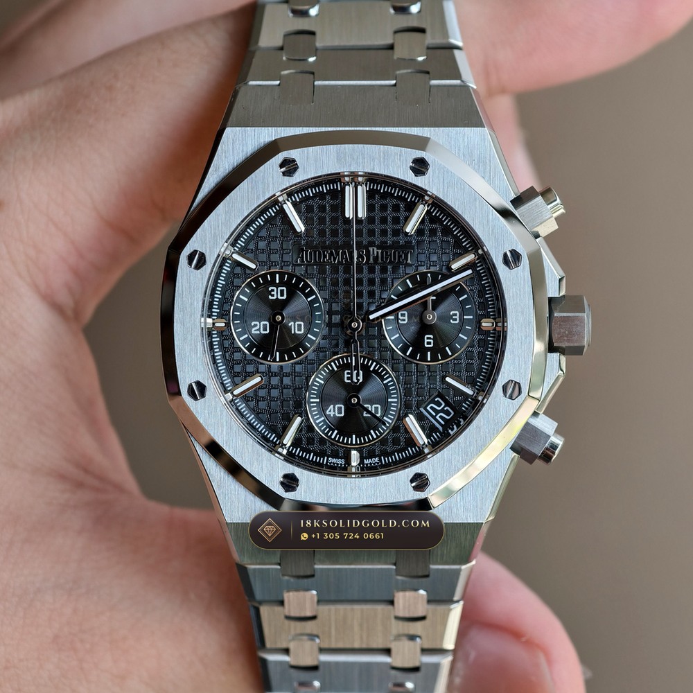 Audemars Piguet Royal Oak Selfwinding Chronograph 41mm Reference 26240ST — Salon Edition