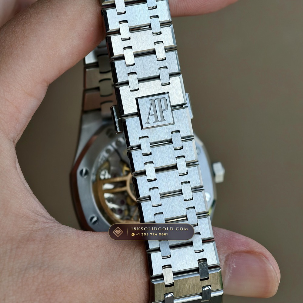 Audemars Piguet Royal Oak Selfwinding 41mm Geneva Atelier Spec Reference 15510ST — Salon Edition — Studio Gallery Plate VIII in 904L Stainless Steel Custom Architecture (166.4g Verified Mass, Audemars Piguet Cal. 4302 - 70h Power Reserve)
