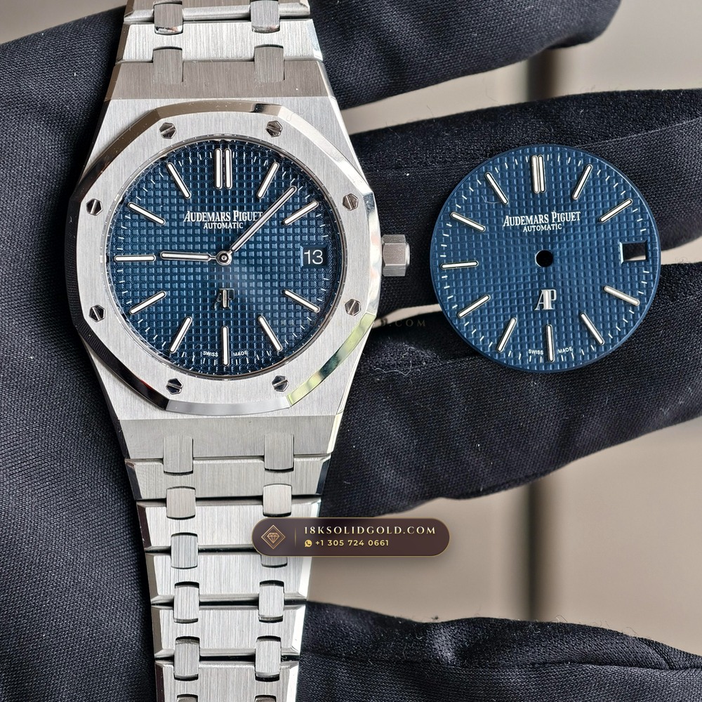 Audemars Piguet Royal Oak Jumbo Extra-Thin 39mm Reference 15202ST — Salon Edition