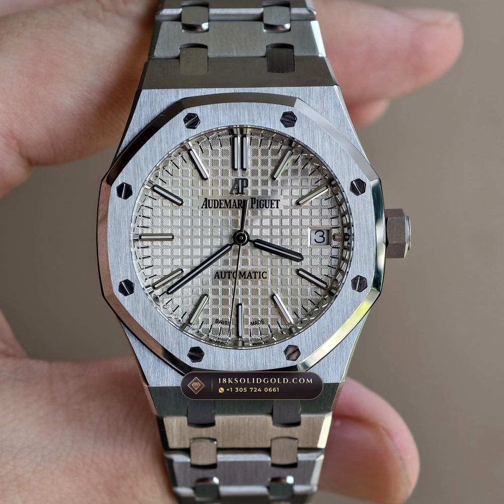 Audemars Piguet Royal Oak Selfwinding 37mm Sunburst Rhodium / Slate Grey Dial Reference 15450ST — Salon Edition angle 2