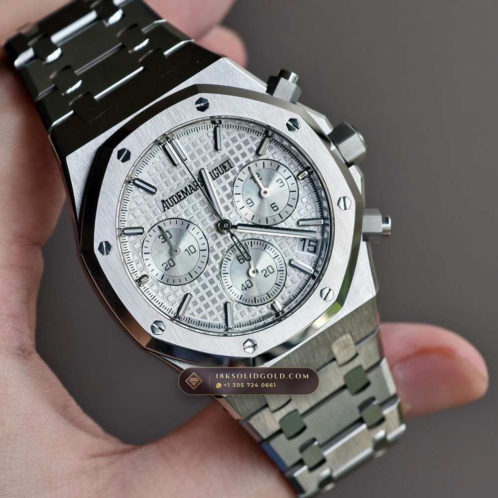 Audemars Piguet Royal Oak Selfwinding Chronograph 41mm Custom Tapestry Dial Deep Crystal Optics Reference 26240ST — Salon Edition angle 3