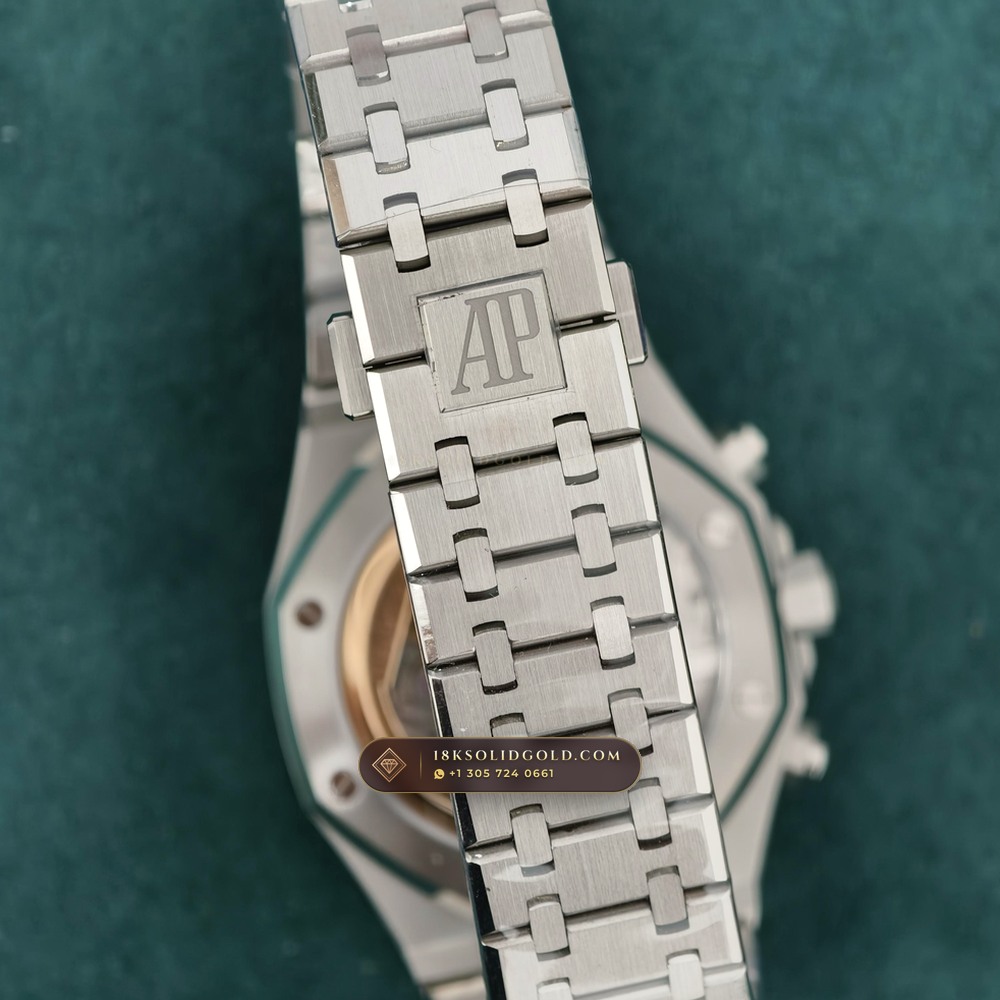 Audemars Piguet Royal Oak Selfwinding Chronograph 41mm Custom Tapestry Dial 22K Gold Rotor Reference 26240ST — Salon Edition — Studio Gallery Plate VIII in 904L Stainless Steel Custom Architecture (180.3g Verified Mass, Audemars Piguet Cal. 4401 Flyback Chronograph)
