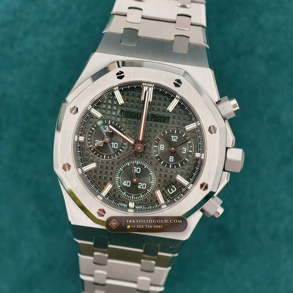 Audemars Piguet Royal Oak Selfwinding Chronograph 41mm Reference 26240ST.OO.1320ST.08 — Salon Edition angle 3