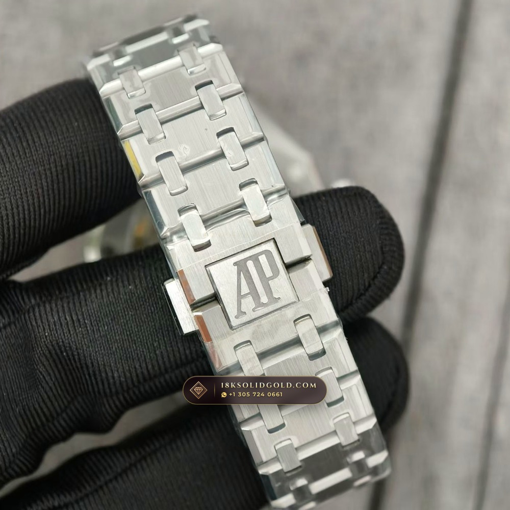 Audemars Piguet Royal Oak Selfwinding 37mm Custom Tapestry Dial Deep Crystal Optics Reference 15450ST — Salon Edition — Studio Gallery Plate VII in 904L Stainless Steel Custom Architecture (132.6g Verified Mass, Audemars Piguet Cal. 3120 / Cal. 5900)