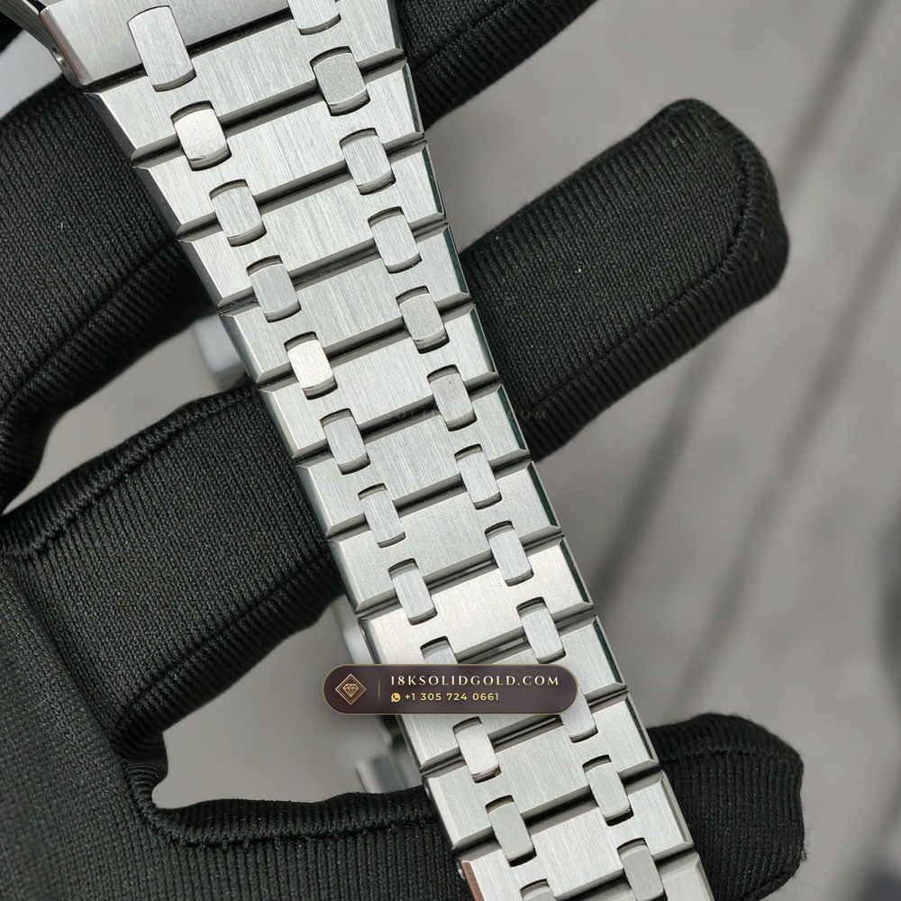 Audemars Piguet Royal Oak Selfwinding 41mm Custom SW Dial Free-Sprung Calibre Reference 15500ST — Salon Edition — Studio Gallery Plate VIII in 904L Stainless Steel Custom Architecture (166.7g Verified Mass, Audemars Piguet Cal. 4302 - 70h Power Reserve)