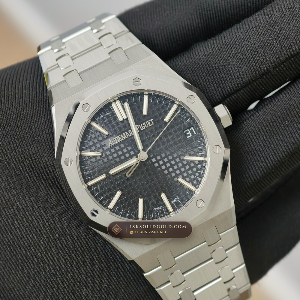 Audemars Piguet Royal Oak Selfwinding 41mm Custom Tapestry Dial Flush Bezel Screws Reference 15510ST — Salon Edition angle 3
