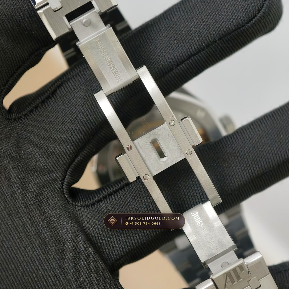 Audemars Piguet Royal Oak Selfwinding 41mm Custom Tapestry Dial Flush Bezel Screws Reference 15510ST — Salon Edition — Studio Gallery Plate VII in 904L Stainless Steel Custom Architecture (166.7g Verified Mass, Audemars Piguet Cal. 4302 - 70h Power Reserve)