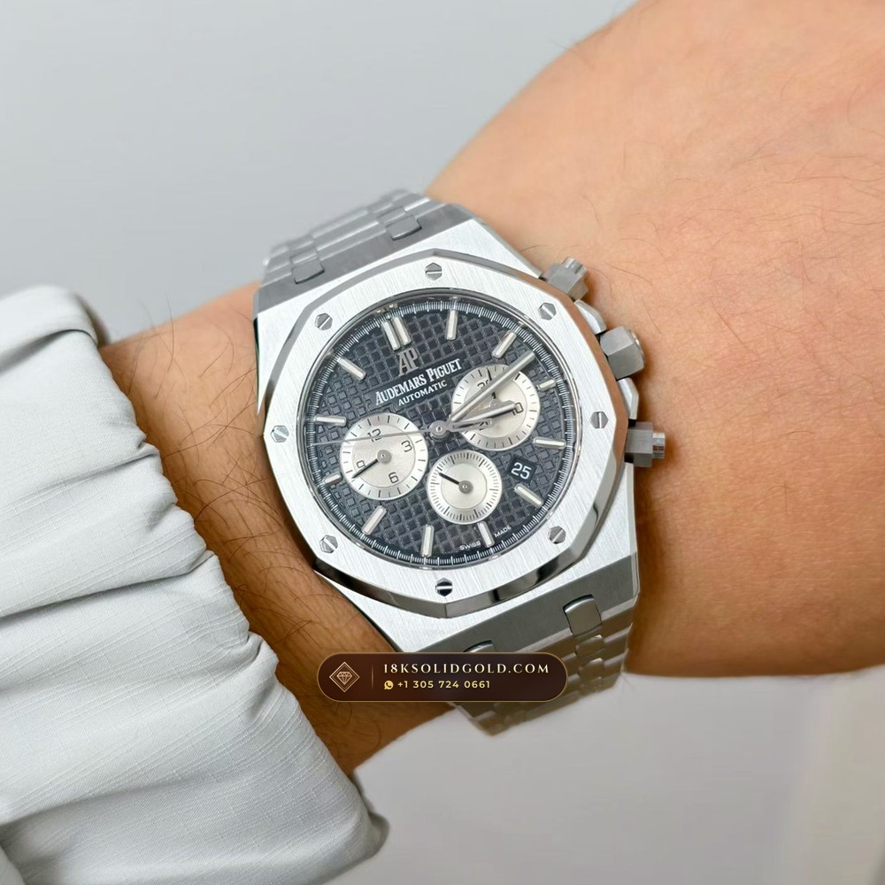 Audemars Piguet Royal Oak Selfwinding Chronograph 41mm Geneva Atelier Spec Reference 26331ST — Salon Edition — Studio Gallery Plate VII in 904L Stainless Steel Custom Architecture (180.4g Verified Mass, Audemars Piguet Cal. 2385 Column-Wheel Chronograph)