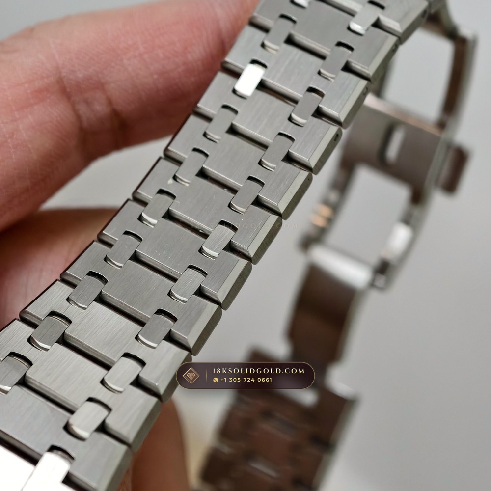Audemars Piguet Royal Oak Selfwinding 41mm Custom Tapestry Dial Deep Crystal Optics Reference 15500ST — Salon Edition — Studio Gallery Plate VIII in 904L Stainless Steel Custom Architecture (166.5g Verified Mass, Audemars Piguet Cal. 4302 - 70h Power Reserve)