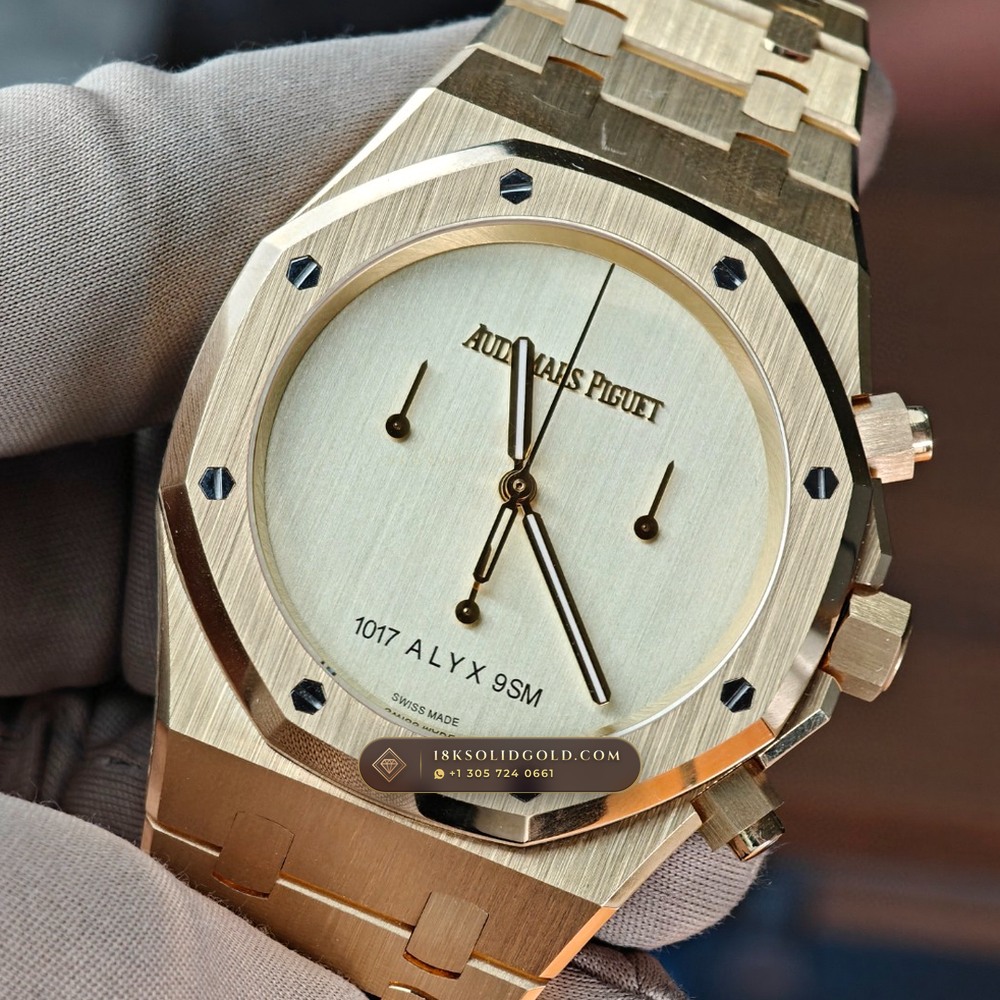 Audemars Piguet Royal Oak Selfwinding Chronograph 41mm 18K Yellow Gold Reference 26240BA.OO.1320BA.01 — Hallmarked Edition angle 3
