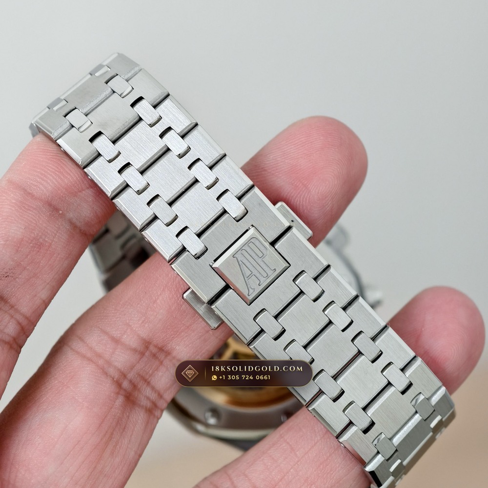 Audemars Piguet Royal Oak Selfwinding Chronograph 41mm Hand-Chamfered Bevel Spec Reference 26240ST — Salon Edition — Studio Gallery Plate X in 904L Stainless Steel Custom Architecture (180.3g Verified Mass, Audemars Piguet Cal. 4401 Flyback Chronograph)