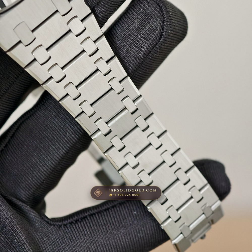 Audemars Piguet Royal Oak Selfwinding Chronograph 41mm Hand-Chamfered Bevel Spec Reference 26240ST — Salon Edition — Studio Gallery Plate VII in 904L Stainless Steel Custom Architecture (180.3g Verified Mass, Audemars Piguet Cal. 4401 Flyback Chronograph)