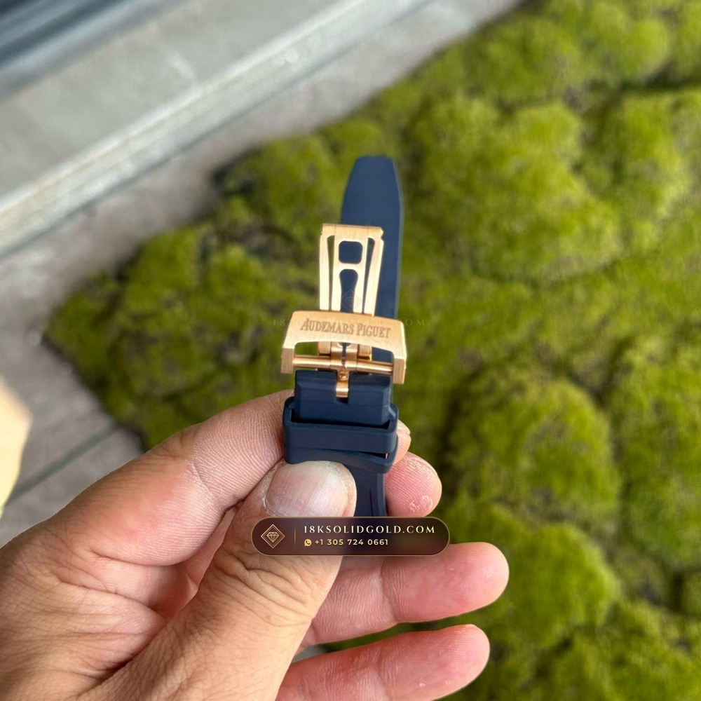 Audemars Piguet Royal Oak Selfwinding Chronograph 41mm 18K Rose Gold Reference 26240OR — Hallmarked Edition — Studio Gallery Plate VIII in 18K Rose Gold Au750 (158.4g Verified Mass, Audemars Piguet Cal. 4401 Flyback Chronograph)