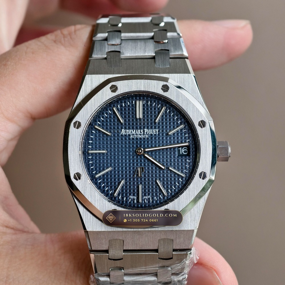 Audemars Piguet Royal Oak Jumbo Extra-Thin 39mm Reference 15202ST.00.1240ST.01 — Salon Edition