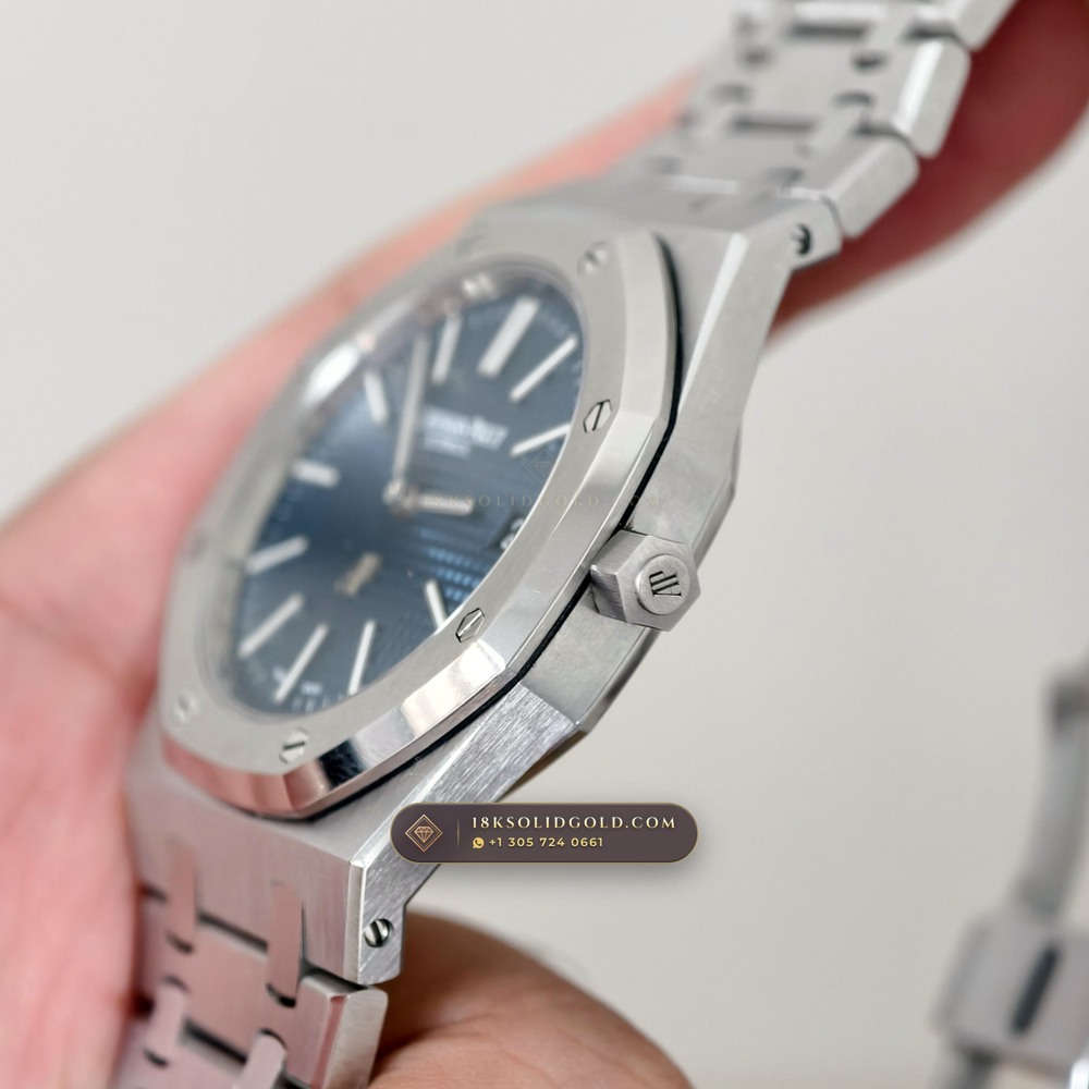 Audemars Piguet Royal Oak Jumbo Extra-Thin 39mm Chronometer Regulated Spec Reference 15202ST — Salon Edition — Studio Gallery Plate VIII in 904L Stainless Steel Custom Architecture (103.1g Verified Mass, Audemars Piguet Cal. 2121 Ultra-Thin)