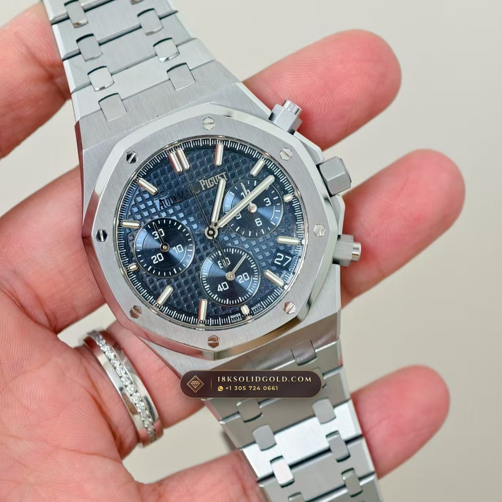 Audemars Piguet Royal Oak Selfwinding Chronograph 41mm Master Watchmaker Spec Reference 26240ST — Salon Edition angle 2