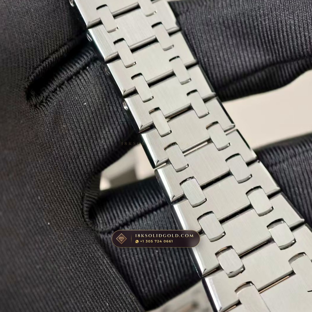 Audemars Piguet Royal Oak Selfwinding 37mm Hand-Chamfered Bevel Spec Reference 15450ST — Salon Edition — Studio Gallery Plate VII in 904L Stainless Steel Custom Architecture (132.7g Verified Mass, Audemars Piguet Cal. 3120 / Cal. 5900)