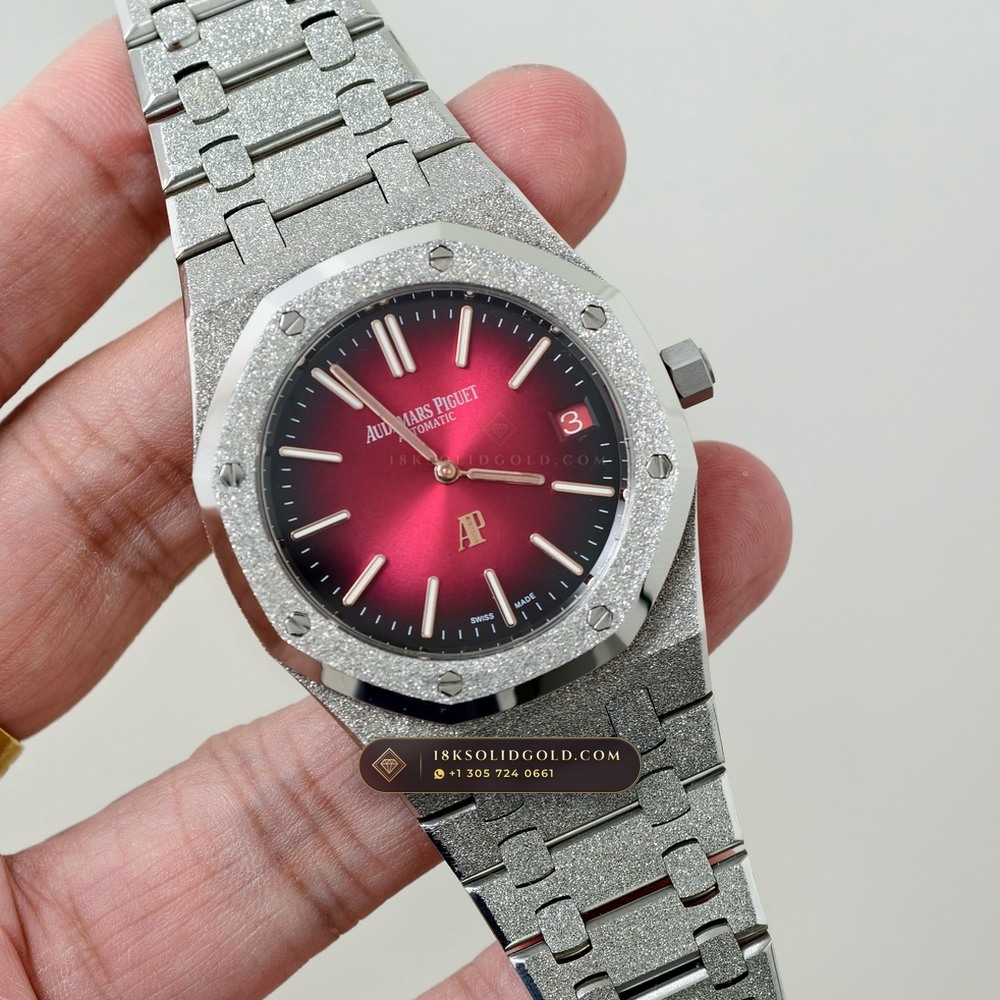 Audemars Piguet Royal Oak Jumbo Extra-Thin 39mm Geneva Atelier Spec Reference 16202XT.OO.1240XT.01 — Salon Edition angle 2