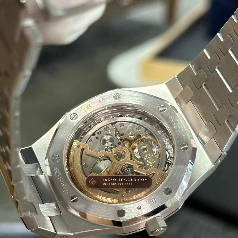Audemars Piguet Royal Oak Jumbo Extra-Thin 39mm Salmon Dial 18K White Gold Reference 15202BC.OO.1240BC.01 — Hallmarked Edition — Studio Gallery Plate VIII in 18K White Gold Au750 (174.3g Verified Mass, Audemars Piguet Cal. 2121 Ultra-Thin)