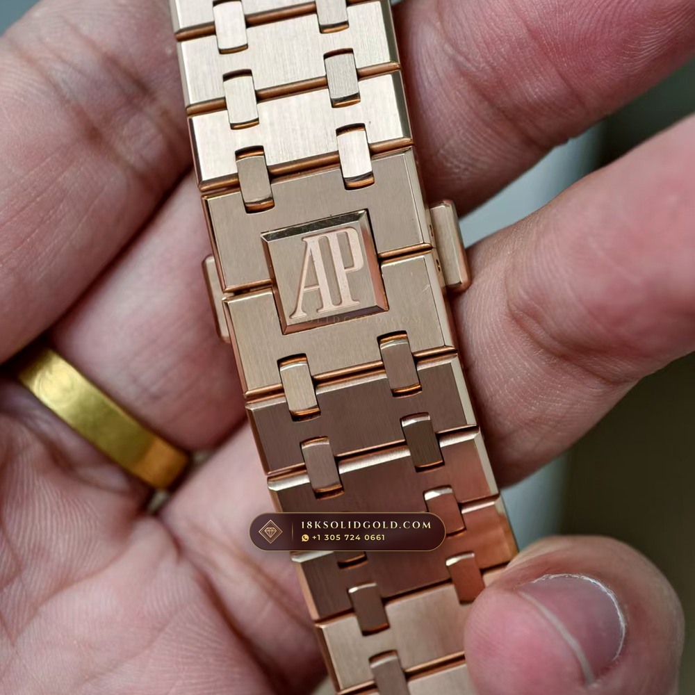 Audemars Piguet Royal Oak Selfwinding Chronograph 41mm 18K Rose Gold Deep Crystal Optics Reference 26240OR — Hallmarked Edition — Studio Gallery Plate X in 18K Rose Gold Au750 (158.4g Verified Mass, Audemars Piguet Cal. 4401 Flyback Chronograph)