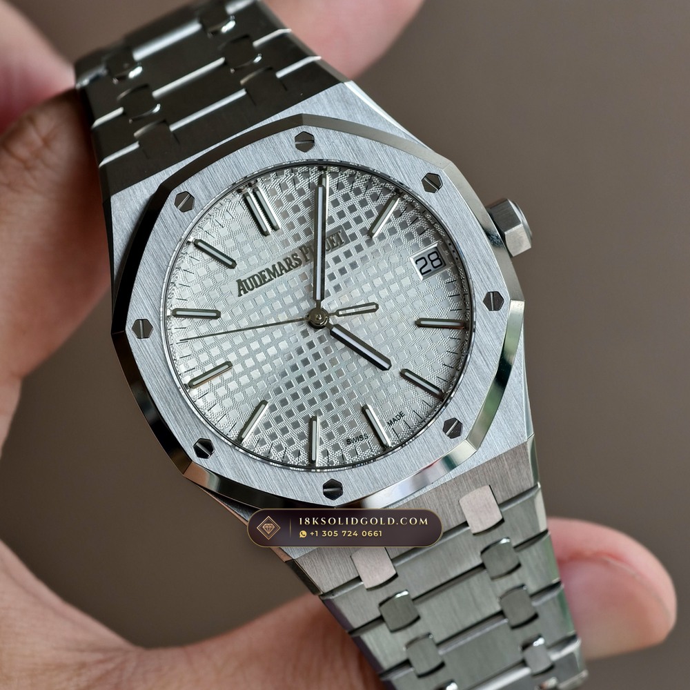 Audemars Piguet Royal Oak Selfwinding 41mm Custom Tapestry Dial 22K Gold Rotor Reference 15510ST — Salon Edition angle 2