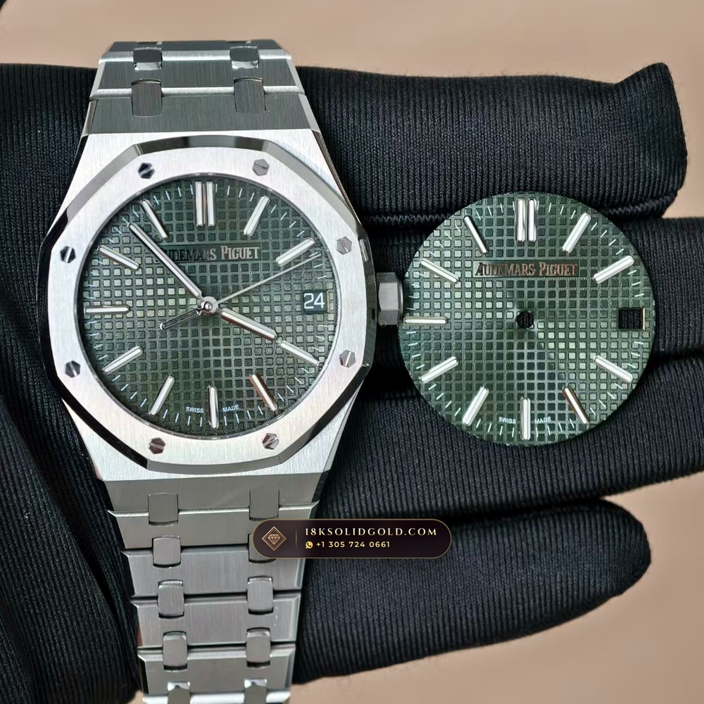 Audemars Piguet Royal Oak Selfwinding 41mm Sunray Emerald / Khaki Green Dial Reference 15510ST — Salon Edition