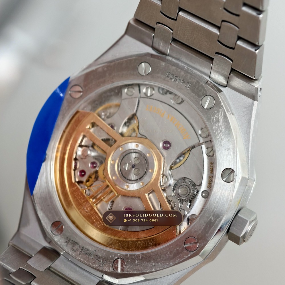 Audemars Piguet Royal Oak Selfwinding 41mm Sunray Emerald / Khaki Green Dial Custom SW Dial Deep Crystal Optics Reference 15510ST — Salon Edition — Studio Gallery Plate X in 904L Stainless Steel Custom Architecture (166.5g Verified Mass, Audemars Piguet Cal. 4302 - 70h Power Reserve)