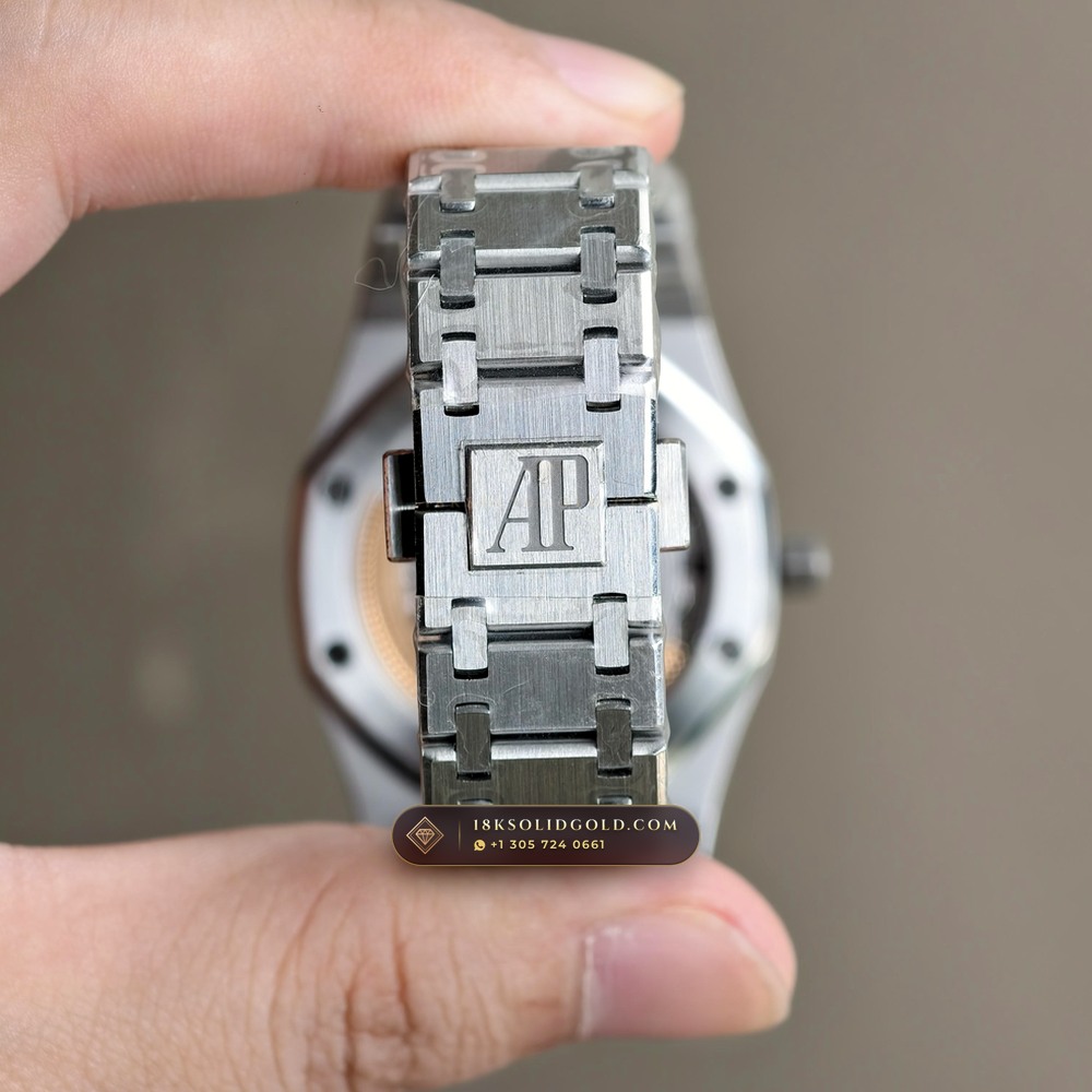 Audemars Piguet Royal Oak Jumbo Extra-Thin 39mm Reference 15202ST.OO.1240ST.01 — Salon Edition — Studio Gallery Plate X in 904L Stainless Steel Custom Architecture (103.2g Verified Mass, Audemars Piguet Cal. 2121 Ultra-Thin)