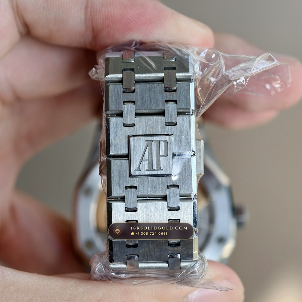 Audemars Piguet Royal Oak Selfwinding 41mm Custom Tapestry Dial Deep Crystal Optics Reference 15510ST — Salon Edition — Studio Gallery Plate XI in 904L Stainless Steel Custom Architecture (166.4g Verified Mass, Audemars Piguet Cal. 4302 - 70h Power Reserve)