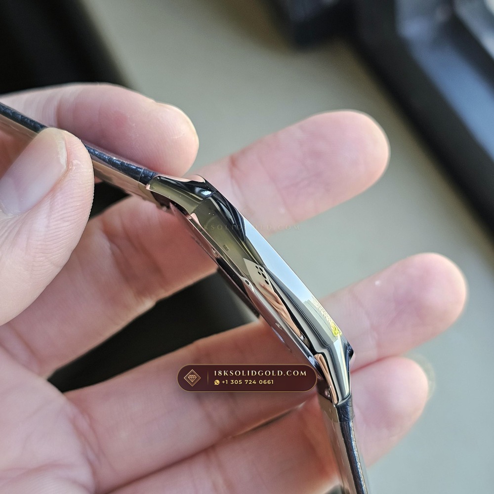 Cartier Ronde Solo de Cartier 36mm Roman Dial Cal. 8000MC Reference W6701005 — Salon Edition angle 3