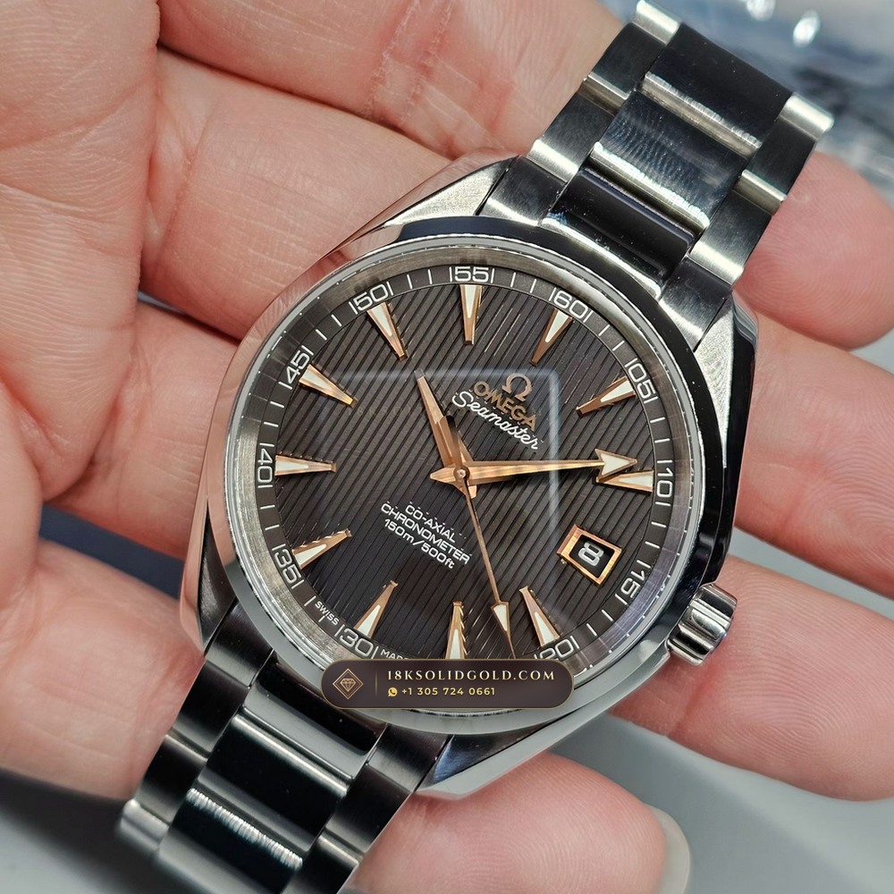 Omega Seamaster Aqua Terra 150M 41.5mm Cal. 8501 Reference 231.10.42.21.03.001 — Salon Edition angle 2