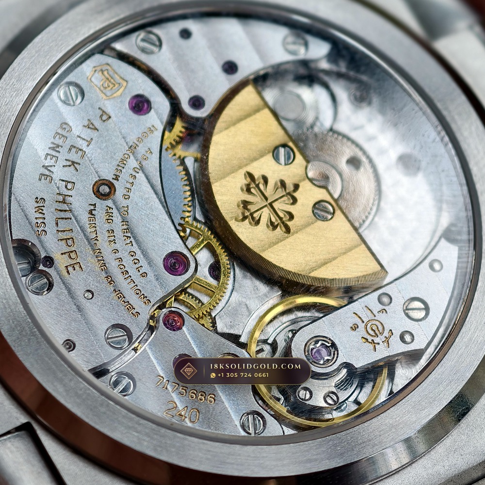 Patek Philippe Nautilus Moonphase & Power Reserve Custom SW Dial Free-Sprung Calibre Reference 5712/1A — Salon Edition — Studio Gallery Plate VII in 904L Stainless Steel Custom Architecture (116.3g Verified Mass, Patek Philippe Cal. 240 PS IRM C LU - 22K Gold Micro-Rotor)