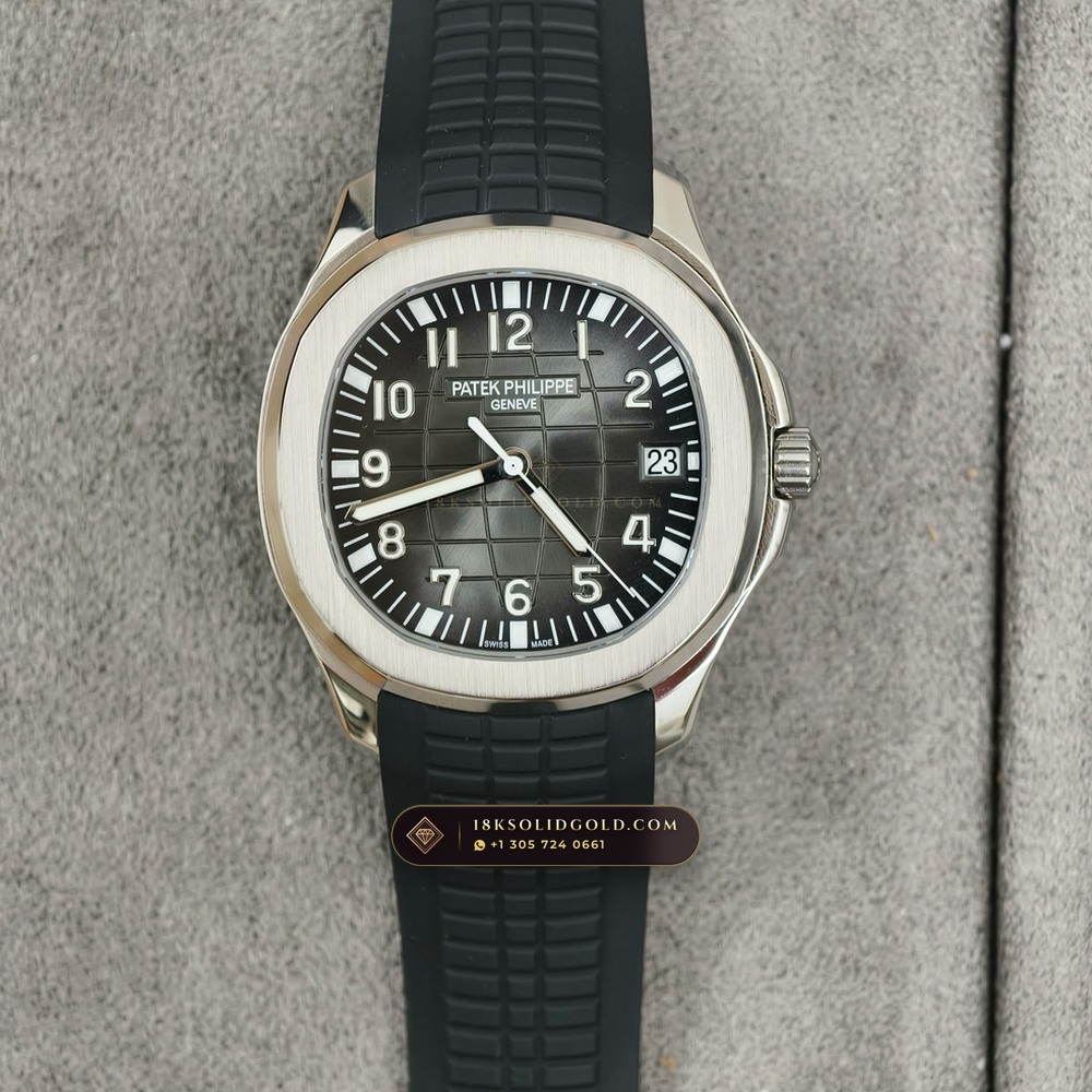 Patek Philippe Aquanaut Extra-Large Self-Winding Geneva Atelier Spec Reference 5167A — Salon Edition angle 2