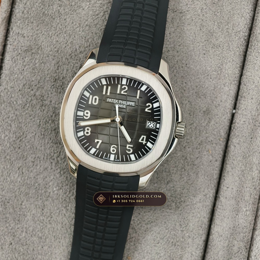 Patek Philippe Aquanaut Extra-Large Self-Winding Geneva Atelier Spec Reference 5167A — Salon Edition angle 3