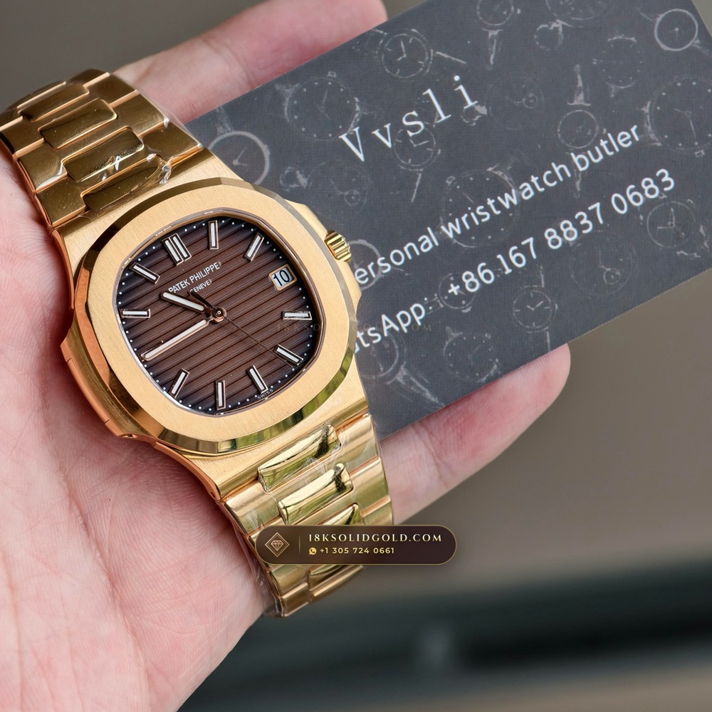 Patek Philippe Nautilus Self-Winding 18K Rose Gold Reference 5711/1R-001 — Hallmarked Edition — Studio Gallery Plate X in 18K Rose Gold Au750 (186.3g Verified Mass, Patek Philippe Cal. 26-330 S C / Cal. 324 S C - 21K Gold Rotor)