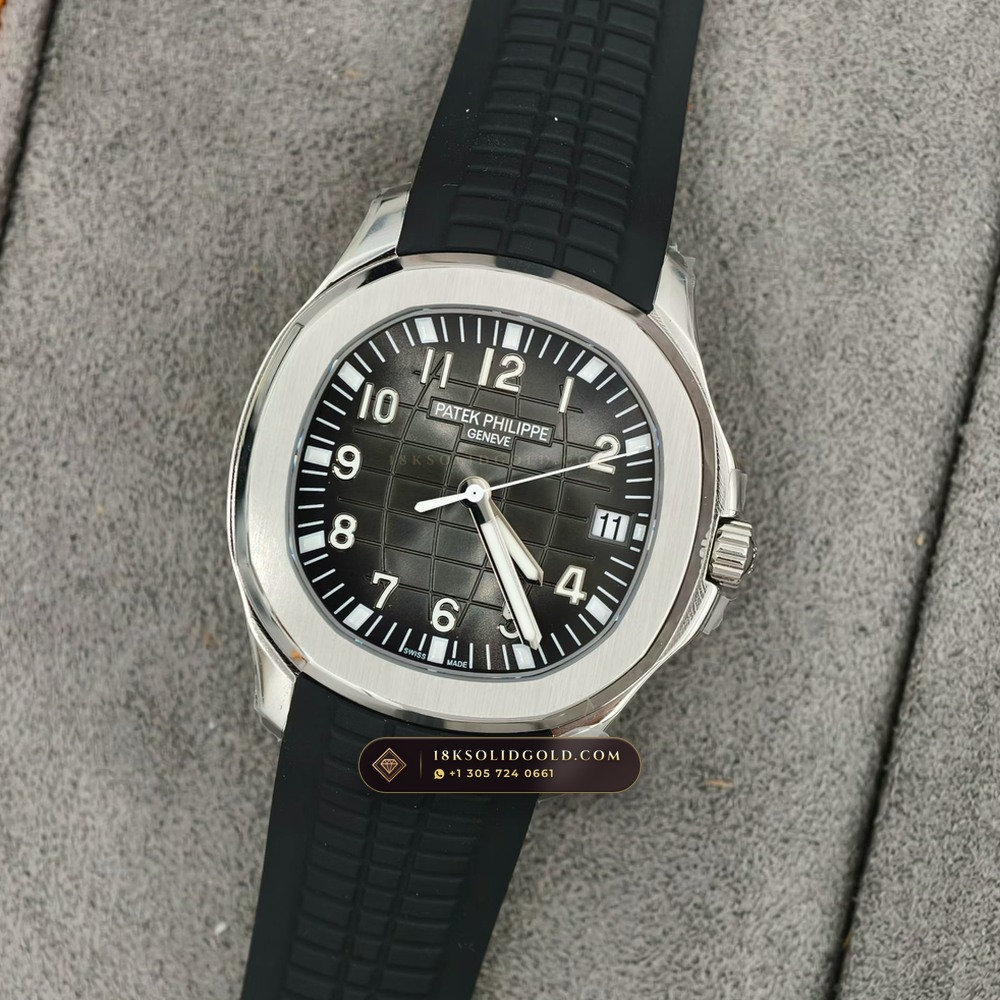 Patek Philippe Aquanaut Extra-Large Self-Winding Custom SW Dial 22K Gold Rotor Reference 5167A — Salon Edition angle 3