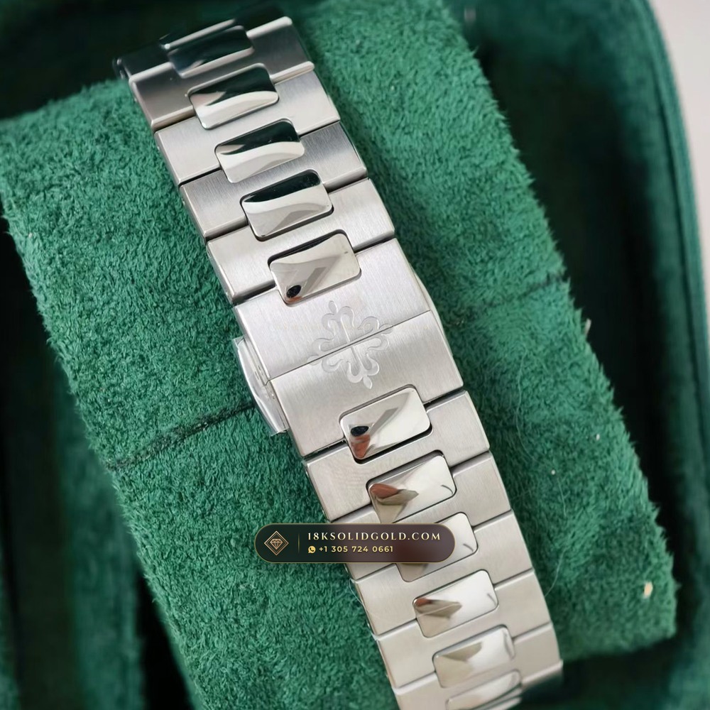 Patek Philippe Nautilus Moonphase & Power Reserve Reference 5712A — Salon Edition — Studio Gallery Plate VII in 904L Stainless Steel Custom Architecture (116.5g Verified Mass, Patek Philippe Cal. 240 PS IRM C LU - 22K Gold Micro-Rotor)