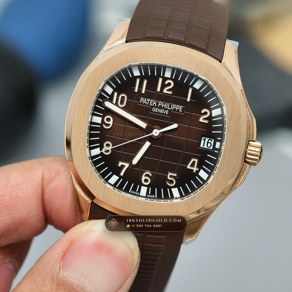 Patek Philippe Aquanaut Extra-Large Self-Winding 18K Rose Gold Geneva Atelier Spec Reference 5167R — Hallmarked Edition angle 3