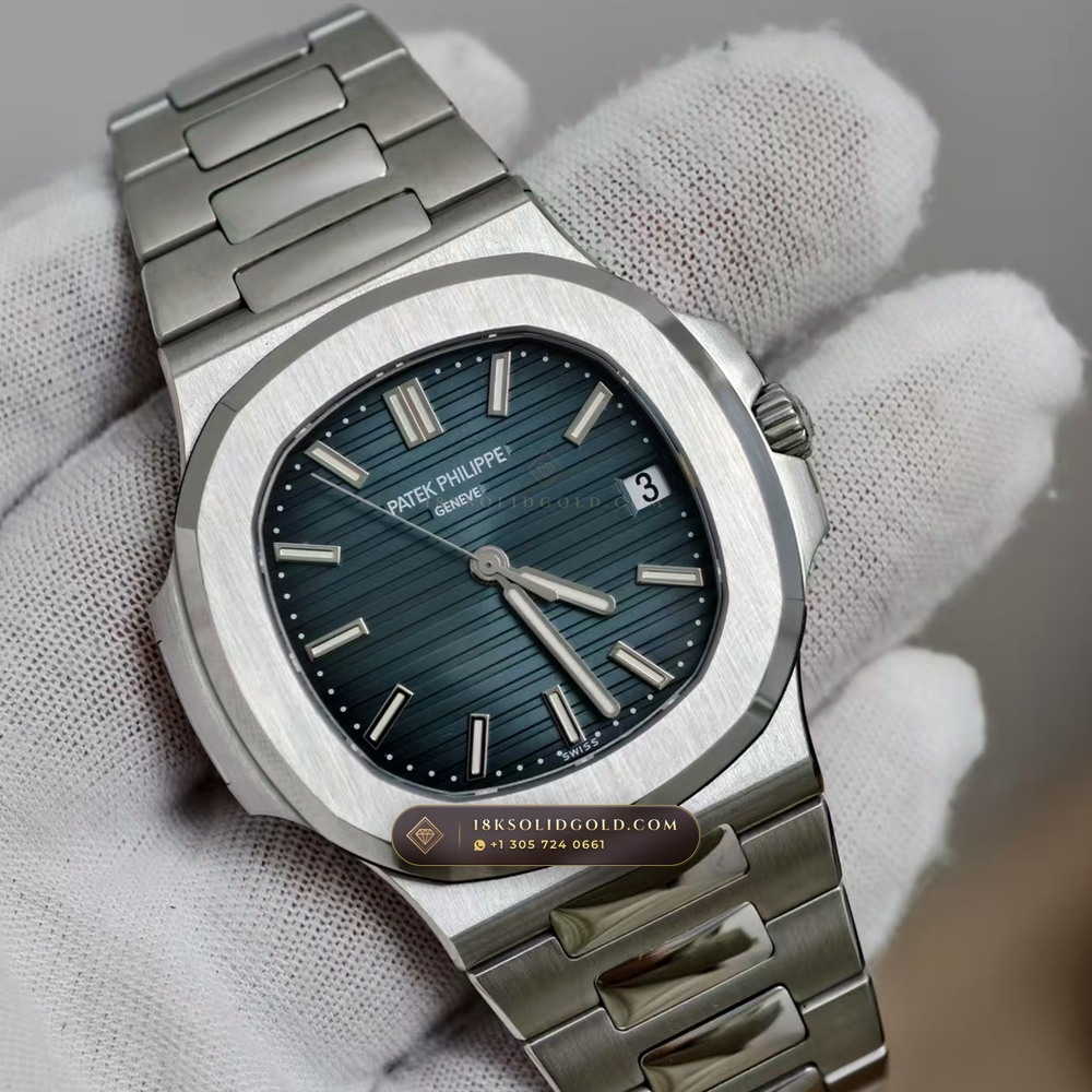 Patek Philippe Nautilus Self-Winding Geneva Atelier Spec Reference 5711/1A — Salon Edition angle 2