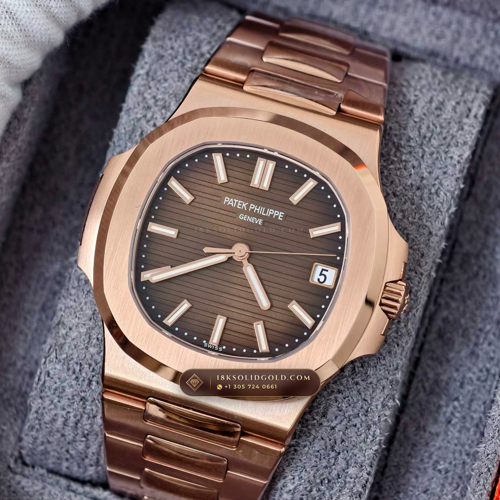 Patek Philippe Nautilus Self-Winding 18K Rose Gold Reference 5711R — Hallmarked Edition angle 3