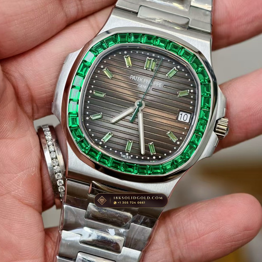 Patek Philippe Nautilus Off-Catalogue Baguette Emerald Bezel 950 Platinum Geneva Atelier Spec Reference 5711/113P-001 — Hallmarked Edition angle 2