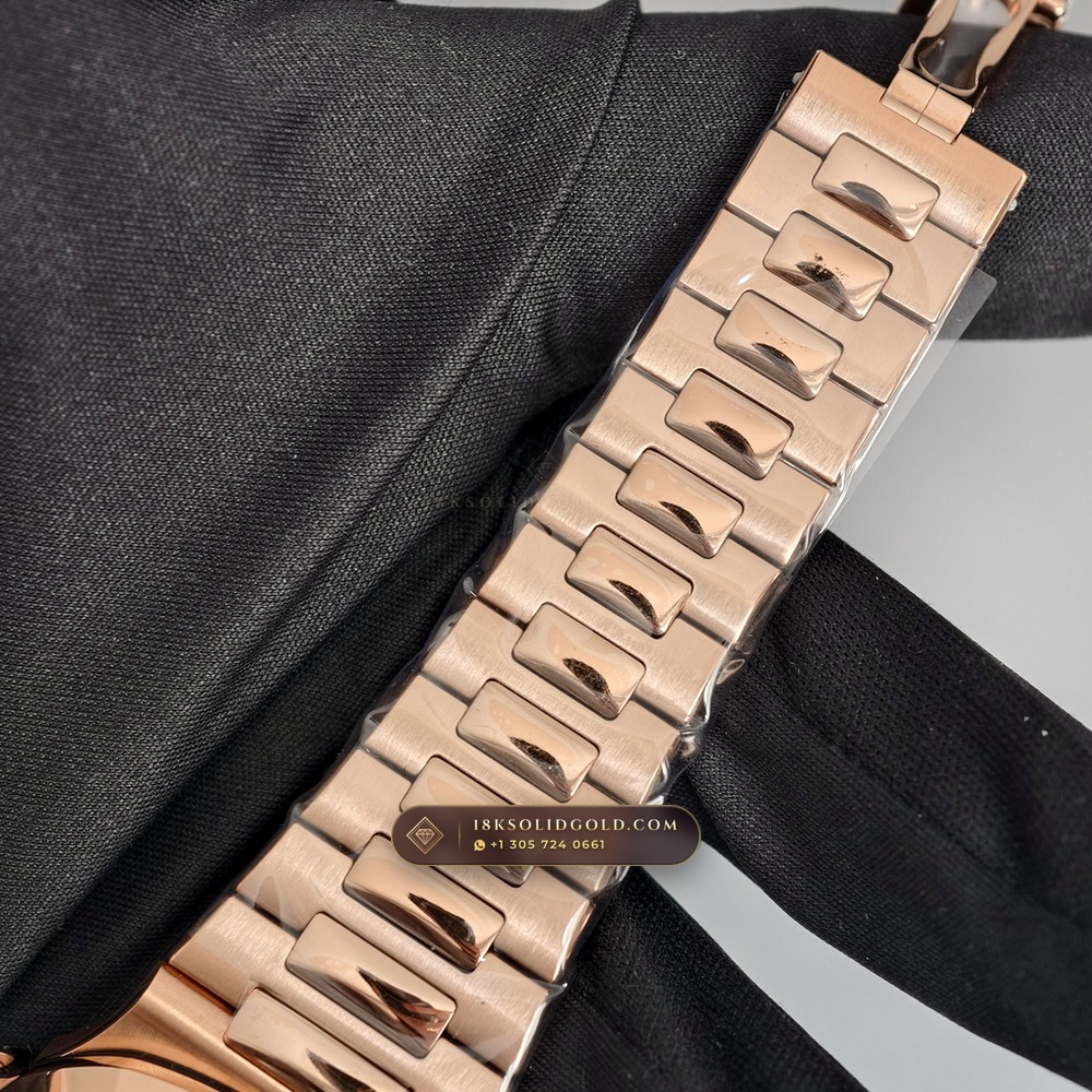 Patek Philippe Nautilus Self-Winding 18K Rose Gold Reference 5711/1R — Hallmarked Edition — Studio Gallery Plate XII in 18K Rose Gold Au750 (186.7g Verified Mass, Patek Philippe Cal. 26-330 S C / Cal. 324 S C - 21K Gold Rotor)