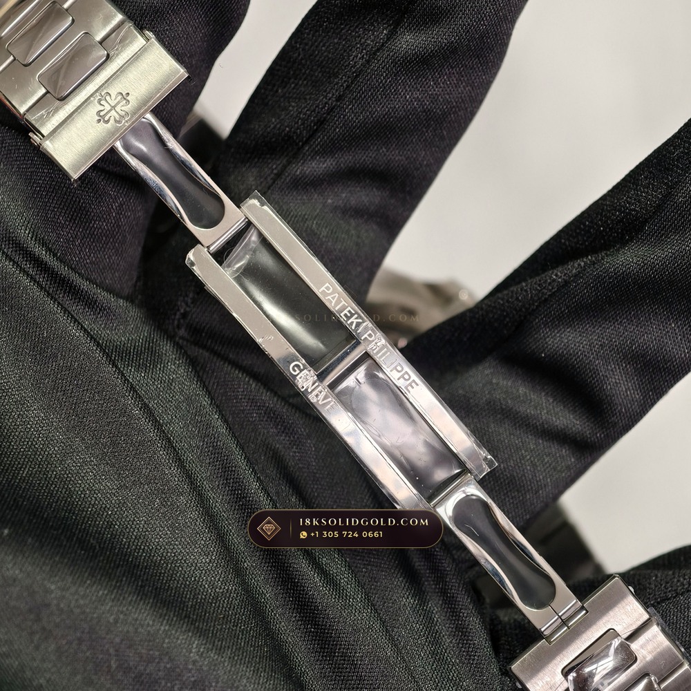 Patek Philippe Nautilus Self-Winding Diamond-Set Bezel Reference 5711/1A-011 — Salon Edition — Studio Gallery Plate IX in 904L Stainless Steel Custom Architecture (115.4g Verified Mass, Patek Philippe Cal. 26-330 S C / Cal. 324 S C - 21K Gold Rotor)