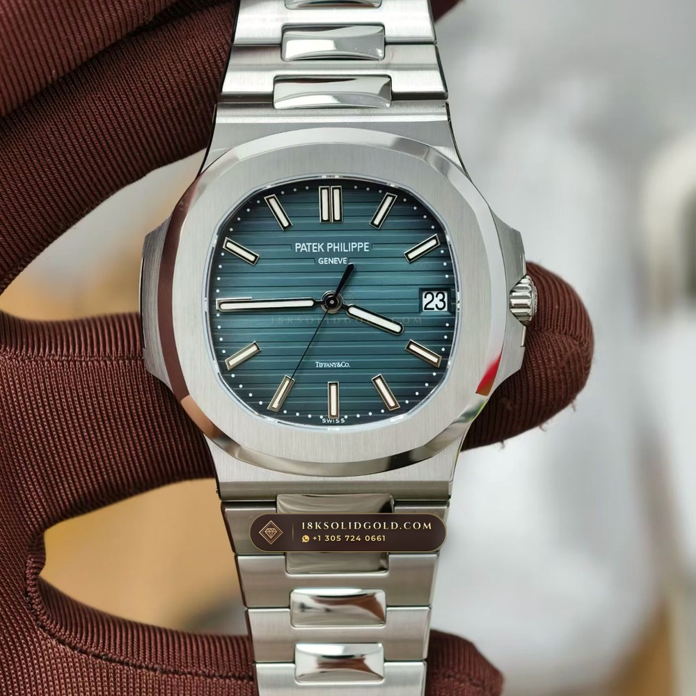 Patek Philippe Nautilus Self-Winding Reference 5711/1A-010 — Salon Edition