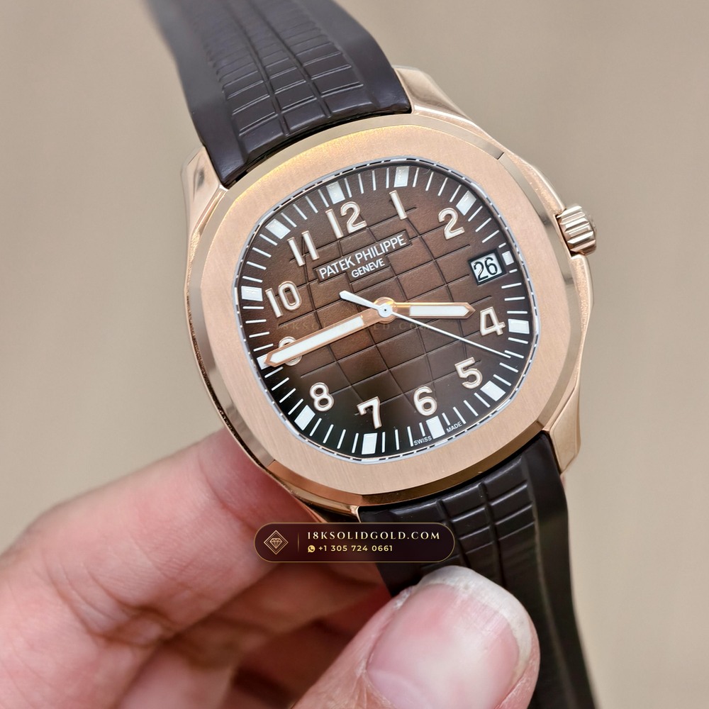 Patek Philippe Aquanaut Extra-Large Self-Winding 18K Rose Gold Hand-Chamfered Bevel Spec Reference 5167R — Hallmarked Edition angle 3