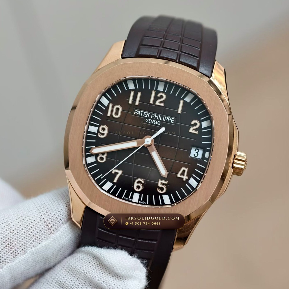 Patek Philippe Aquanaut Extra-Large Self-Winding 18K Rose Gold Sapphire Caseback Spec Reference 5167R — Hallmarked Edition angle 2