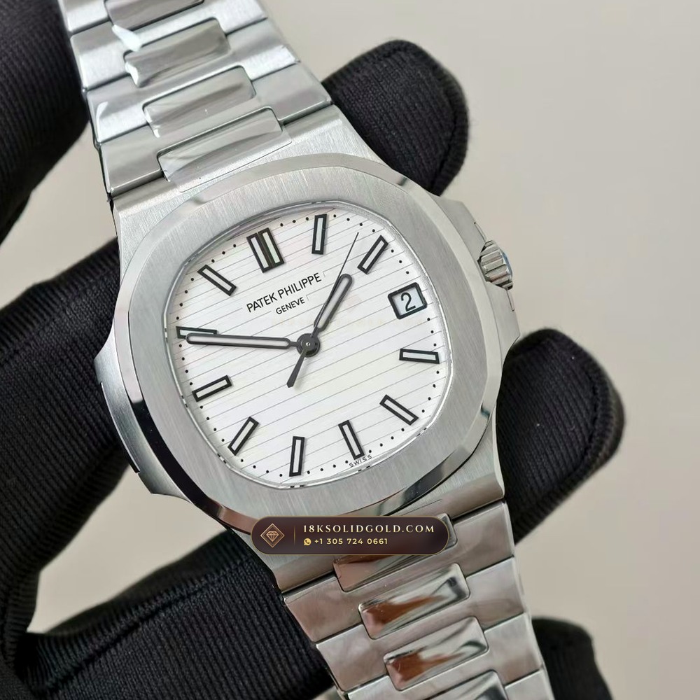 Patek Philippe Nautilus Self-Winding Custom SW Dial 22K Gold Rotor Reference 5711/1A-011 — Salon Edition angle 2